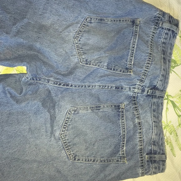 Light blue mom jeans size 7 - Picture 3 of 4